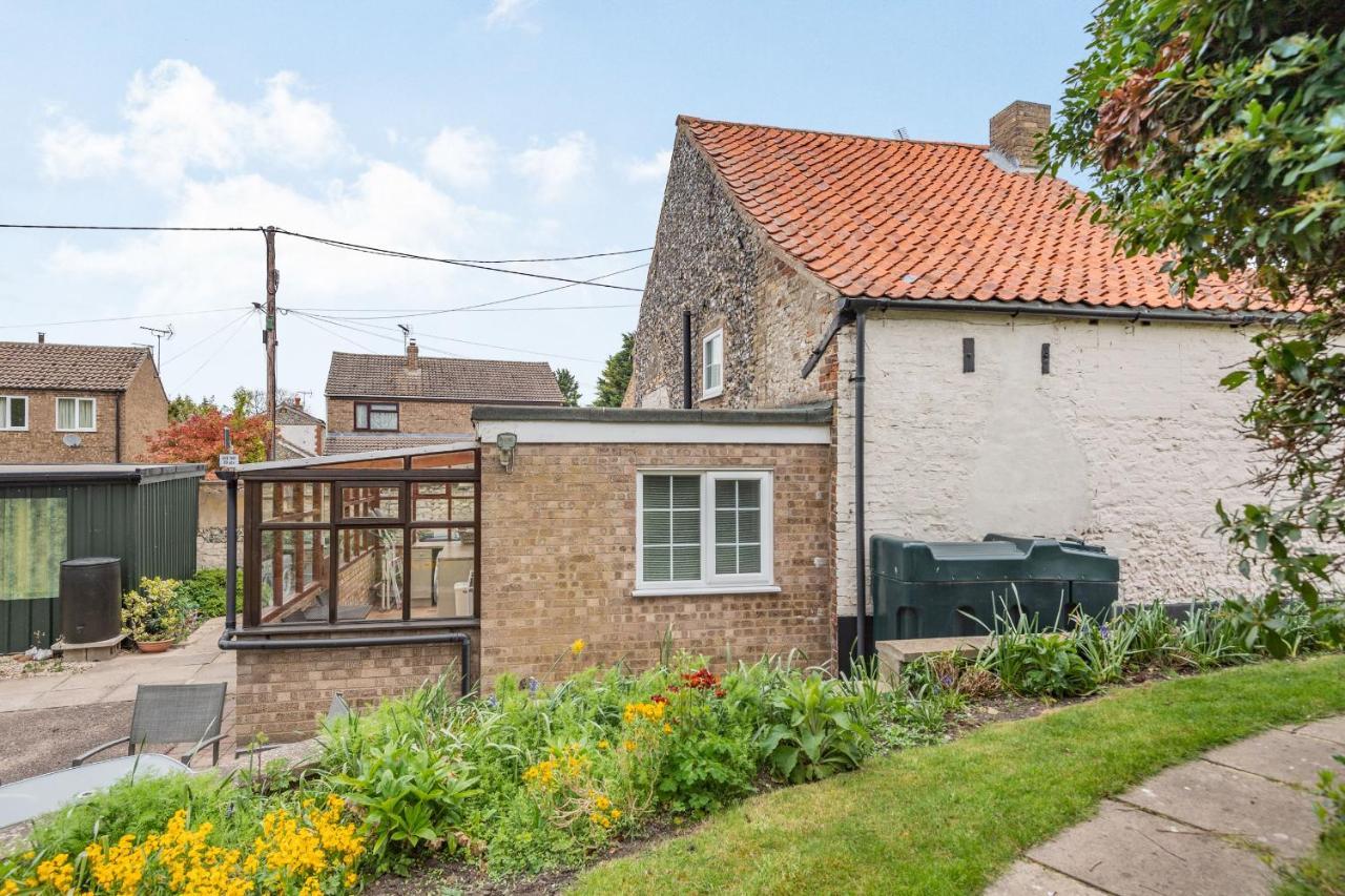 Violet Cottage Feltwell Екстериор снимка
